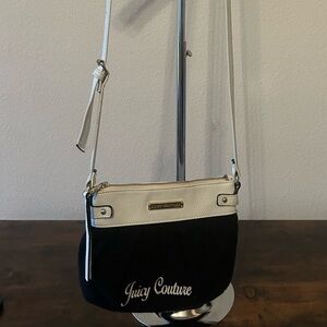Juicy Couture Crossbody Purse 🖤